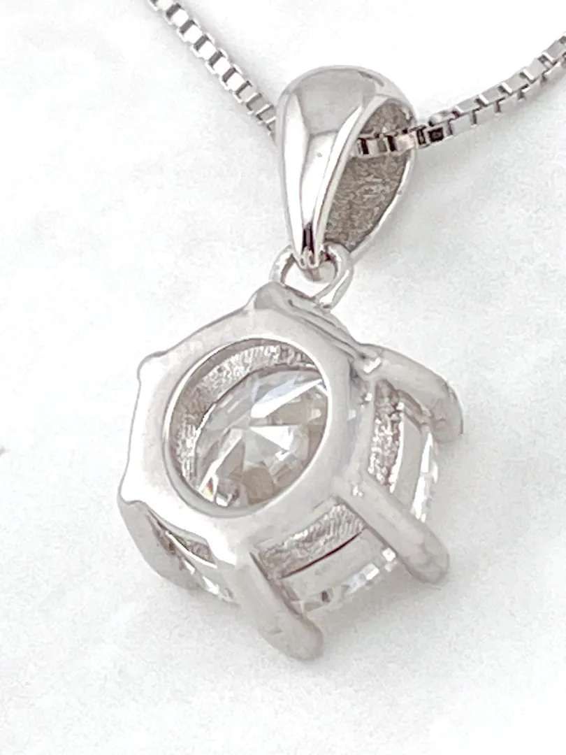 Certified 3 carat round diamond pendant, diamond solitaire necklace, diamond jewelry in 18k white gold and silver 925. A perfect gift for her.