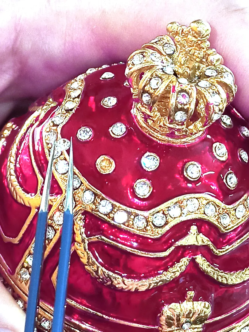 Imperial Faberge Egg Trinket Jewel Box with Lions & Emperor's Crown 16.8 cm (6.5 inches) Red 200 Handset 5 ct Swarovski Diamond Christmas Present.