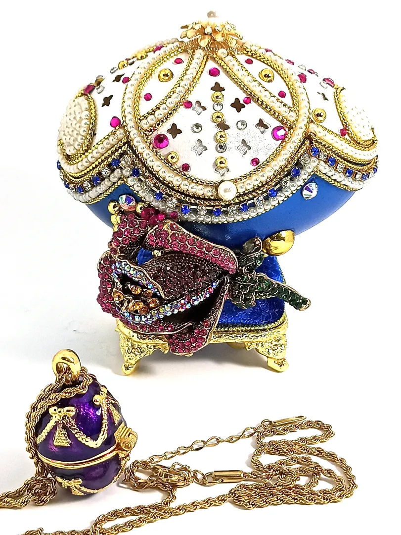 Amethyst, Faberge Music Box - REAL Egg Luxury Valentine MASTERPIECE Faberge Egg style Imperial Art Nouveau Jewelry Box, Fabergé egg, 24k Gold.