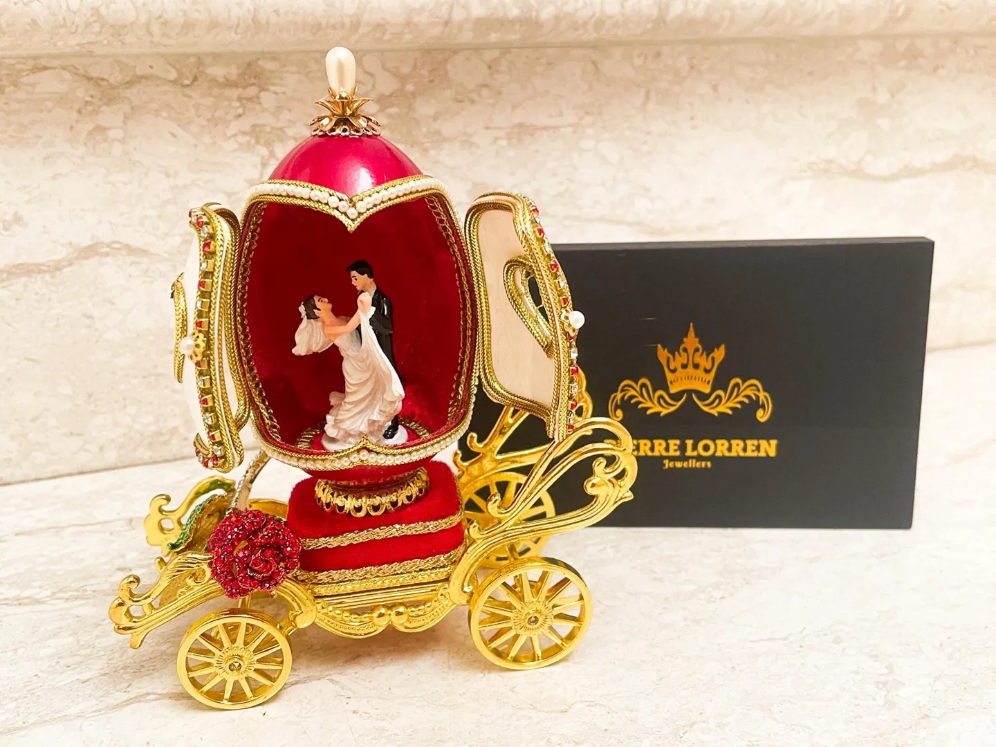 Ruby Faberge Egg: Handmade Natural Fabergé Egg Musical Photo Frame, 1986 Vintage Keepsake Birthday