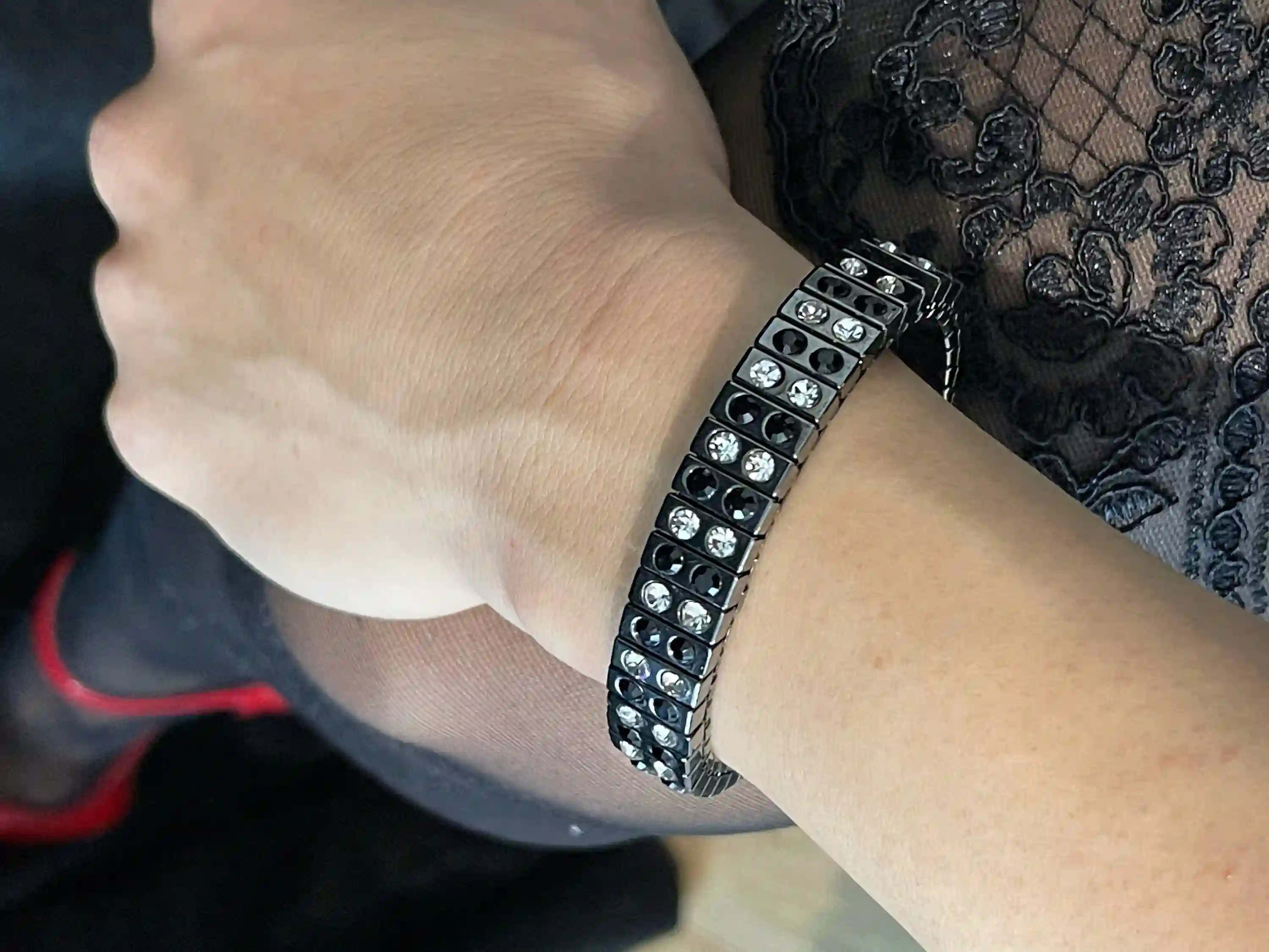 Handmade Bracelet SWAROVSKI Crystal Luxury Jewelry Black ONYX Bracelet Bangle women Gift Glamour Jewelry 4ct DESIGNER Bracelet pierrelorren 