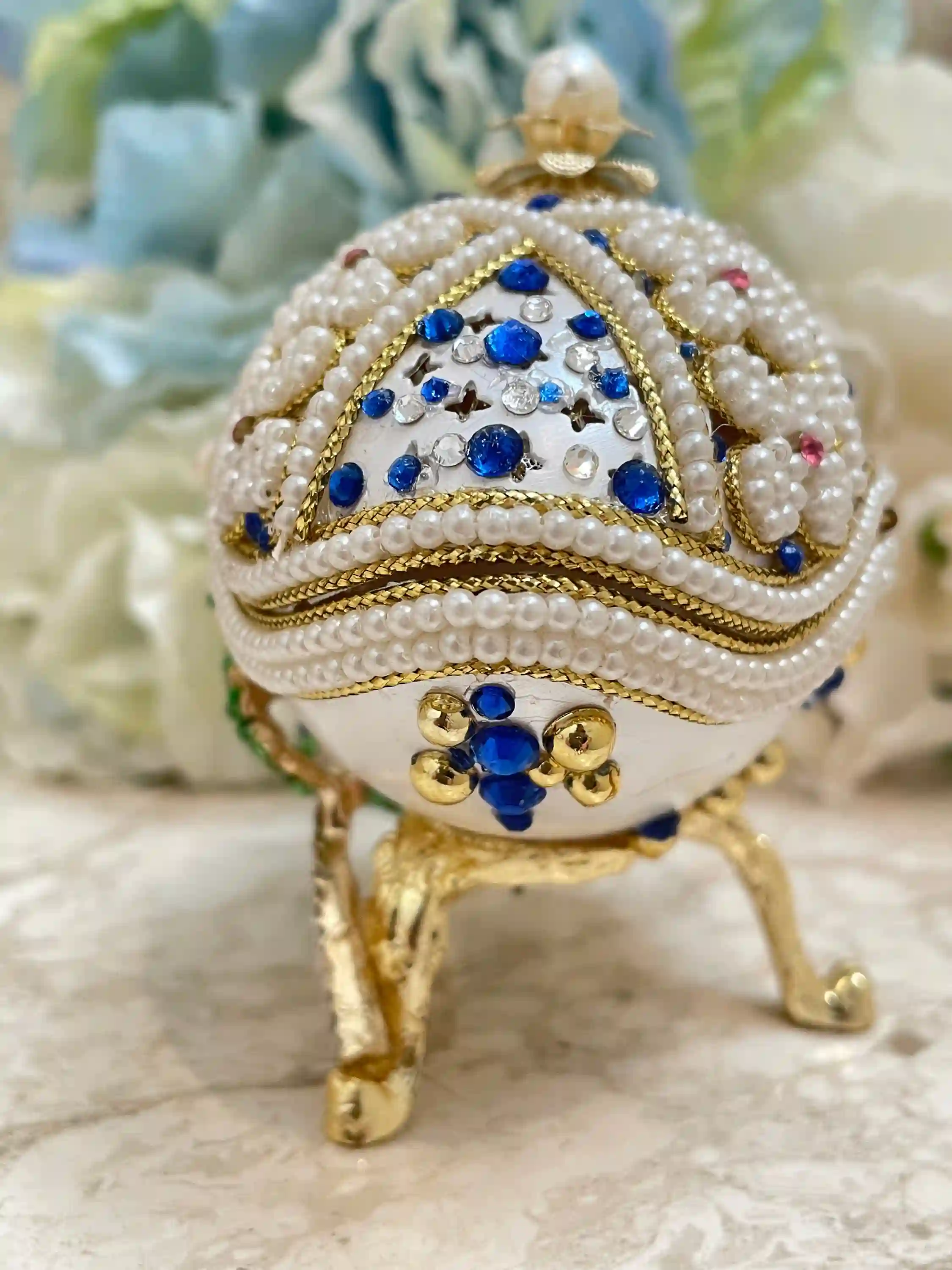 Something Old Blue Vintage 1990 Faberge-Style egg style Music box HANDCARVED NATURAL Egg 24kGOLD Couple Faberge Wedding Ring Box Bridal Shower 