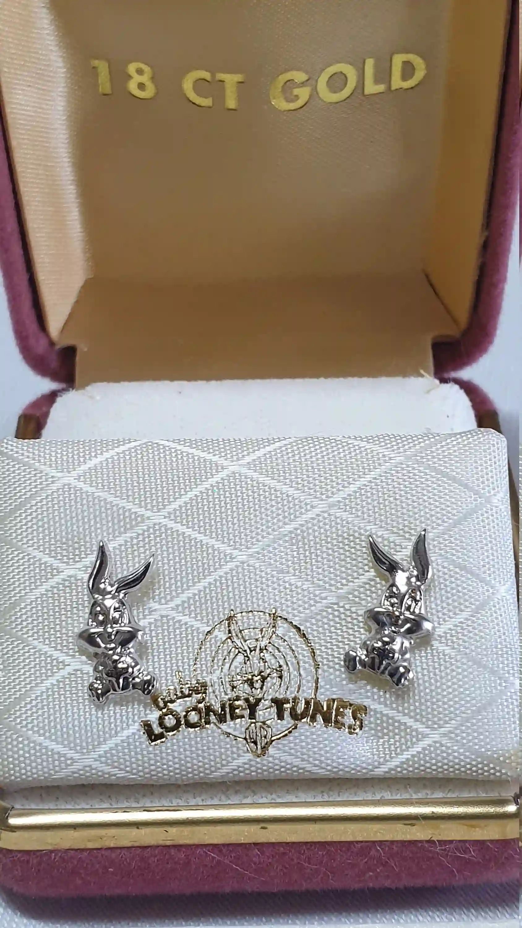 18kt White Gold Disney Stud Earrings Gift for Girls Bugs Bunny Original Looney Tunes/Stud Gold Earrings for Girl Cartoon Bugs Bunny Gift 18k 