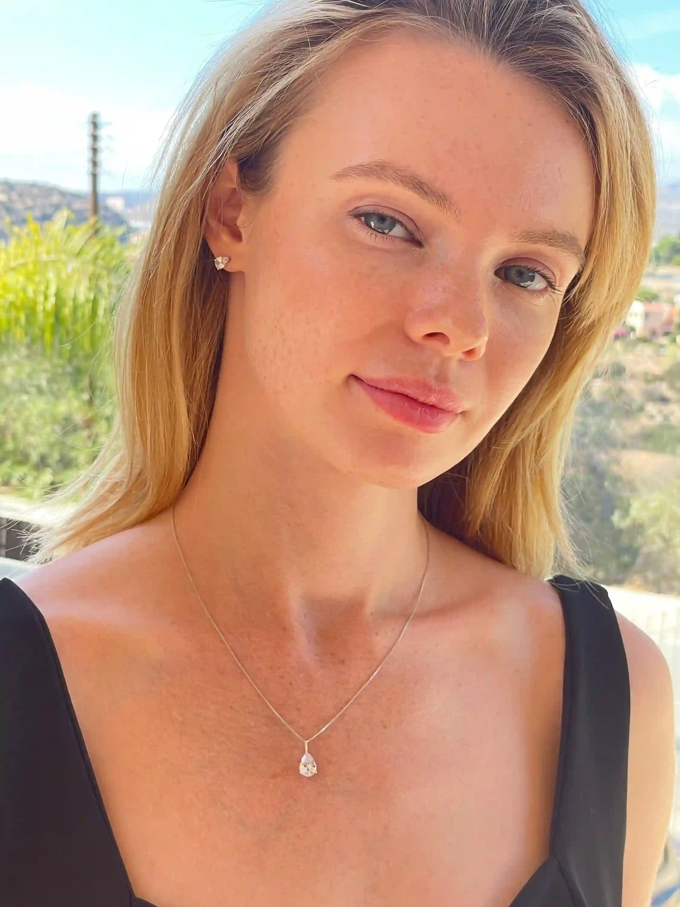 1.65ct SOLID 18k Gold Tear Drop Diamond Solitaire Pendant Pear Shaped Necklace Delicate Bridal Necklace White Gold Pendant Handmade Jewelry 