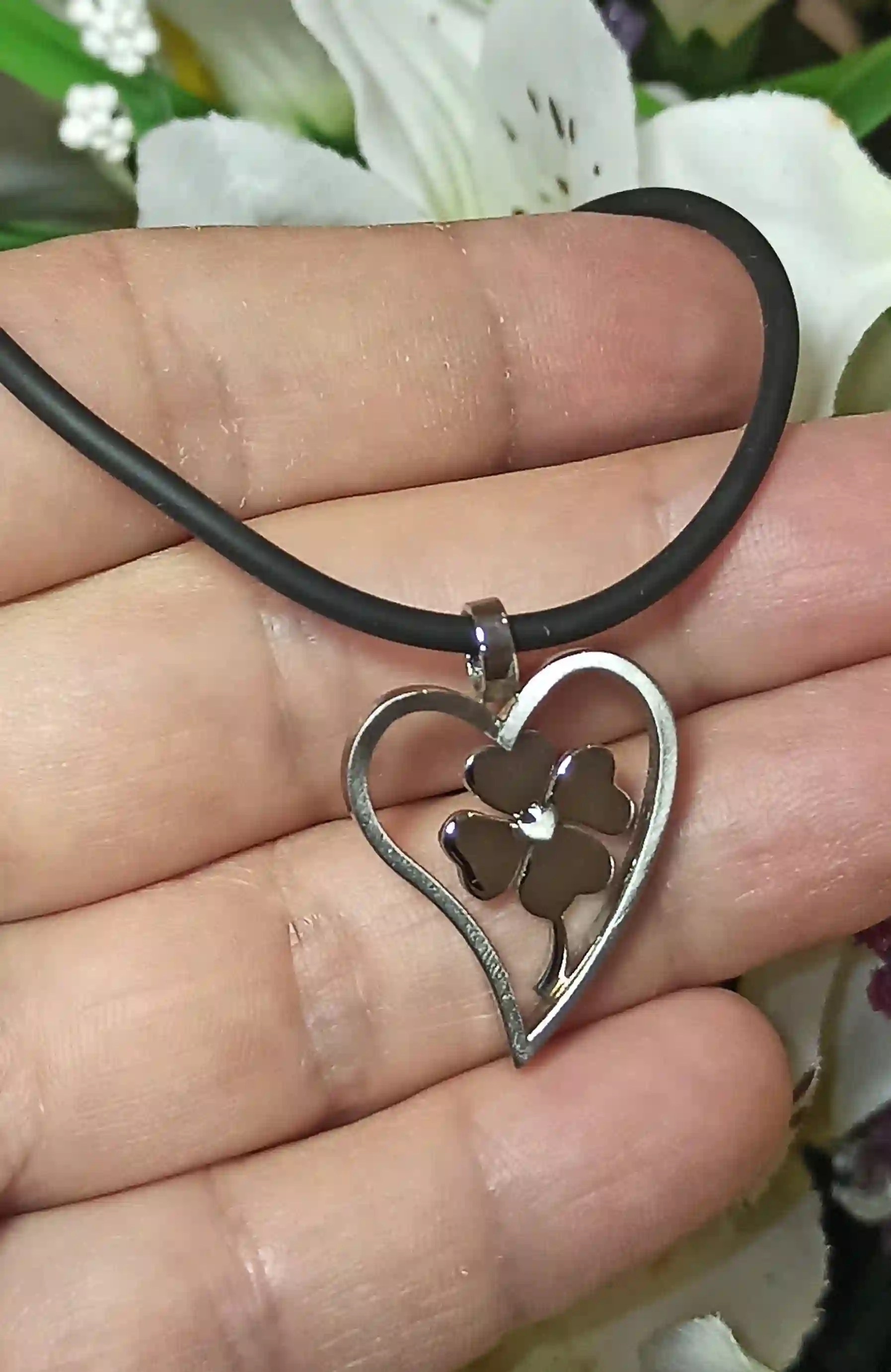 SILVER Clover Pendant Necklace/Four Leaf Clover Necklace/GOOD LUCK Necklace/Clover Charm Necklace/ St Patricks Day Necklace Shamrock Jewelry 