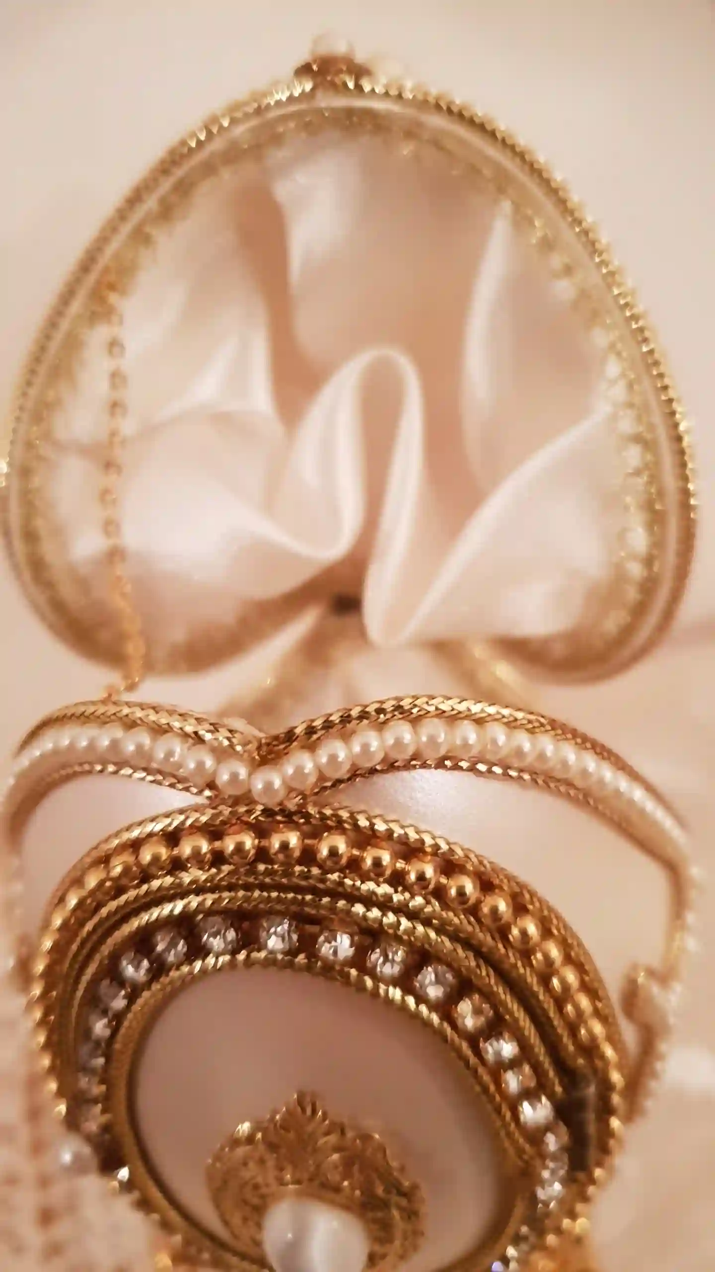 Last One Faberge style egg VINTAGE White FABERGE egg Trinket Box Handcarved Egg Faberge egg Foto Picture frame Faberge egg Ornament Wedding 