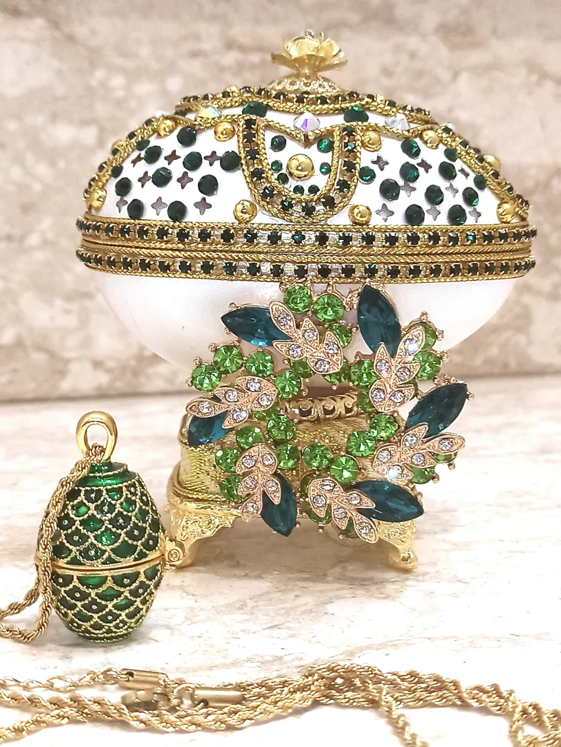 Faberge egg, Faberge egg pendant, emerald gold bracelet, unique wedding gift ideas, unique art, home decor ornament, Faberge egg style jewelry.