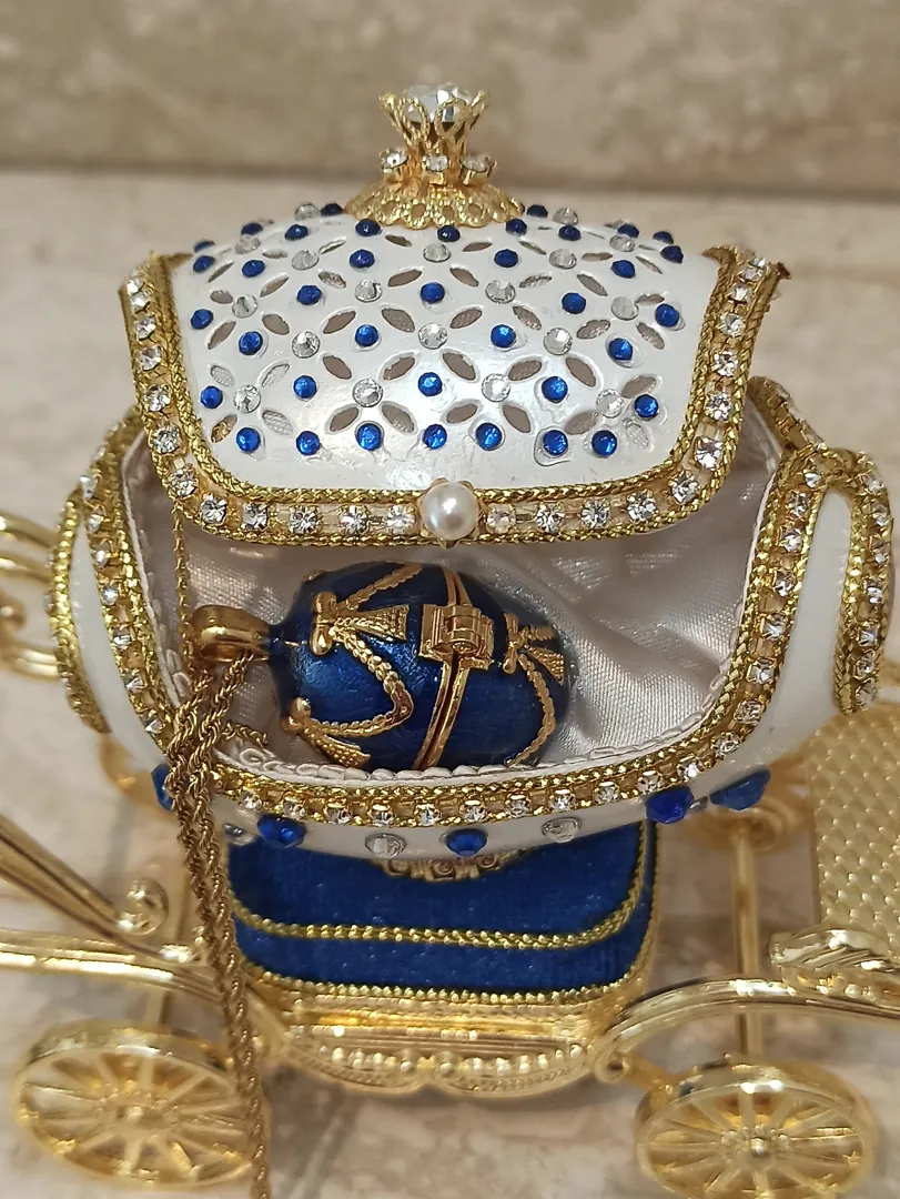 Faberge Egg Carriage Sapphire Jewelry Box Gift for Mom, Mother, Wife. Natural Egg with Swarovski Sapphire and Diamonds, 24k Gold Bracelet and Necklace.