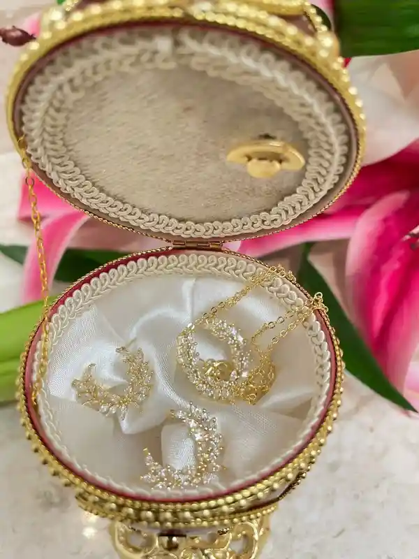 1992 Antique Wreath Faberge style Easter egg Red Faberge Pendant SET One Of A Kind -HANDCARVED Natural Faberge Egg - 24k GOLD - Gift for her 