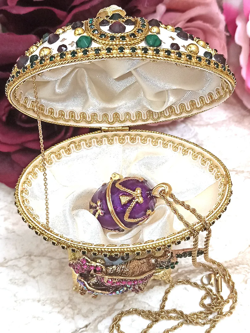 One Of A KIND Luxury Christmas Gift Faberge Egg Music Box ANTIQUE Jewelry Box Fabergé egg style PENDANT Locket Amethyst Bracelet 24k Gold