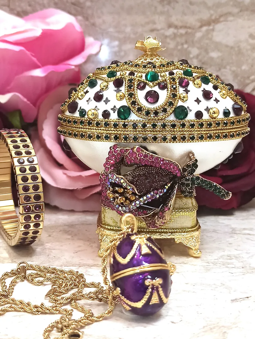 One Of A KIND Luxury Christmas Gift Faberge Egg Music Box ANTIQUE Jewelry Box Fabergé egg style PENDANT Locket Amethyst Bracelet 24k Gold