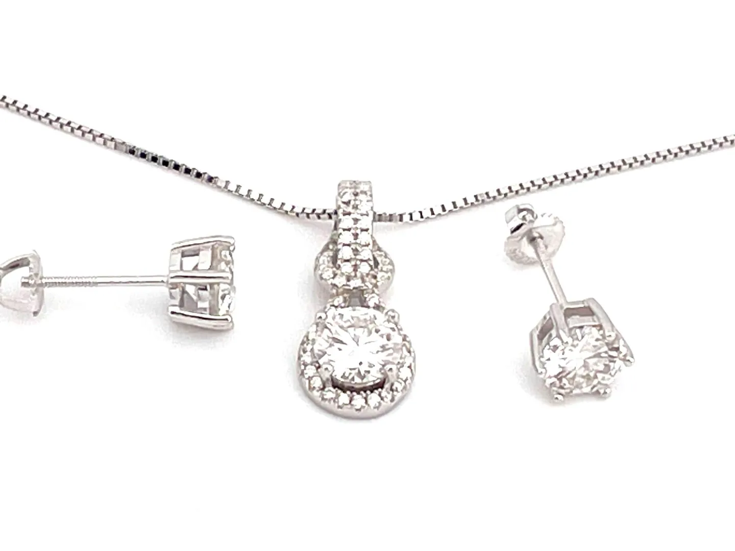 2.25ctw Certified Diamond Necklace Pendant, 2-carat Diamond Stud Earrings, Diamond Bridal Set, Diamond Jewelry for Bride, Silver, 18k Gold.