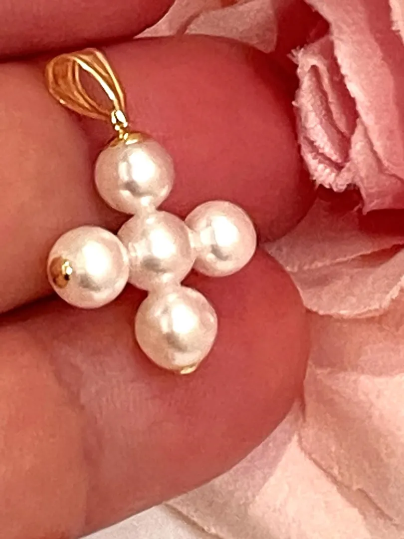 Akoya Pearl Cross Religious Charm gift for her. Cross Pendant Christian Jewelry. Christianity gift. Pearl Crucifix for Baptism, Confirmation, Easter.