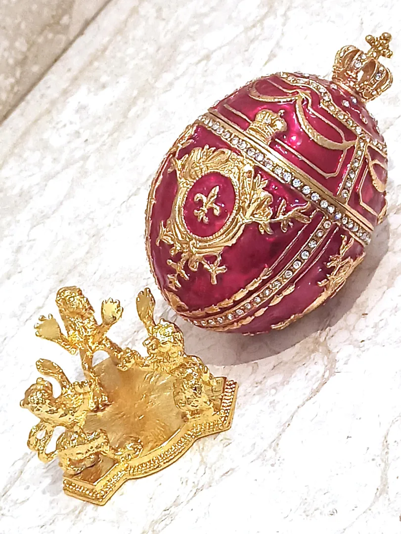 Imperial Faberge Egg Trinket Jewel Box with Lions & Emperor's Crown 16.8 cm (6.5 inches) Red 200 Handset 5 ct Swarovski Diamond Christmas Present.