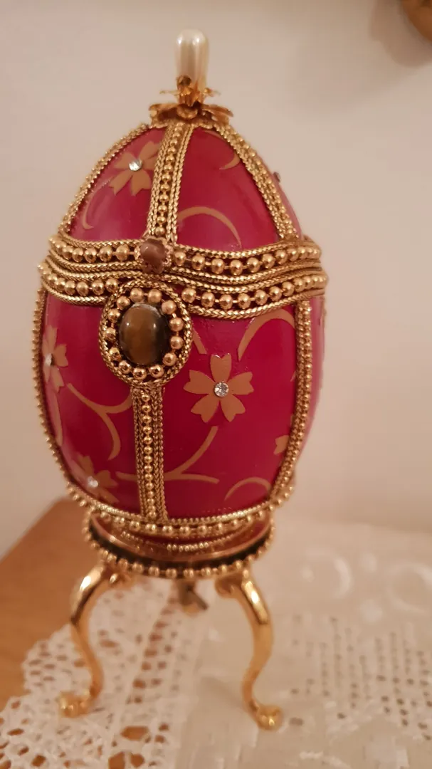 Vintage Red Faberge Egg, Imperial Jeweled Egg, Faberge Egg Style, 24kt Gold Jewel Box, Musical Faberge Egg, Musical Trinket Egg, Handcarved Present.