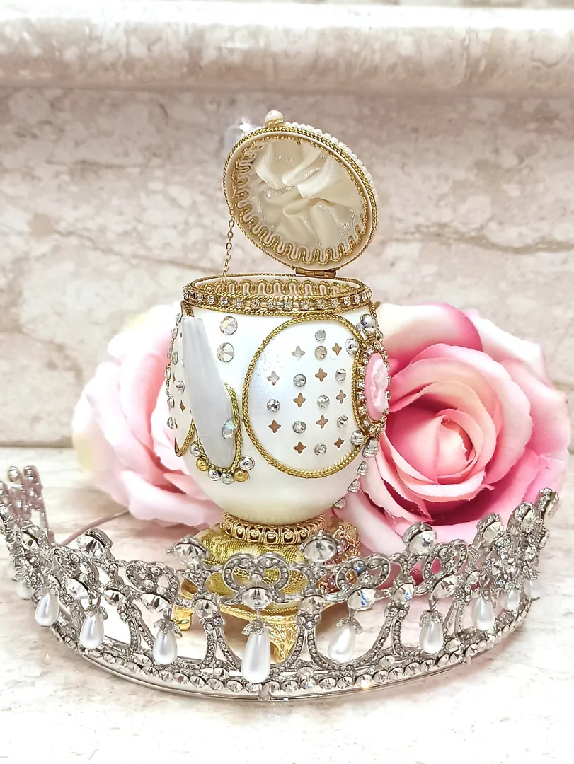 FABERGE Egg Ornaments Queen of Hearts Lady Diana TIARA & Silver Commemorative COIN Royal Family Princess of Wales Teapot Fabergé Egg Style