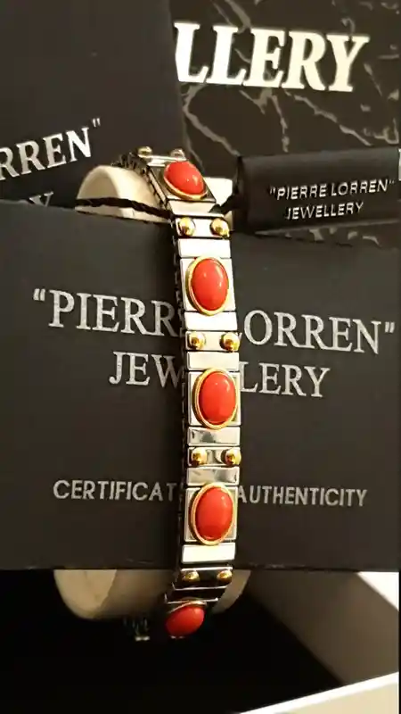 Red Coral Bangle Bracelet/Red Coral Bracelet/Summer Jewelry/Gift for Women/ Holiday Jewelry/Swarovski Red Bracelet Handmade Crystal Jewelry 