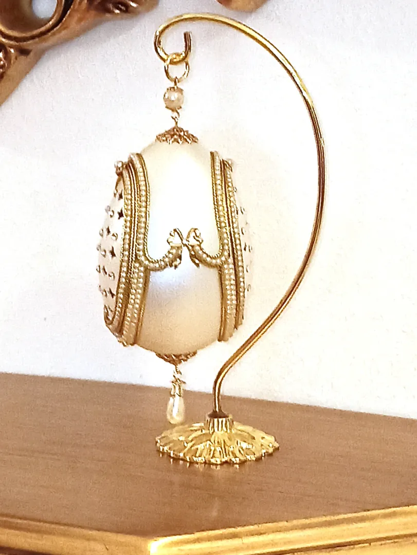FABERGE Style Wedding Egg, Faberge Egg, FABERGE Wedding Bride and Groom, White Russian Egg Style Fabergé Egg, Vintage Faberge Egg Wedding Gift.