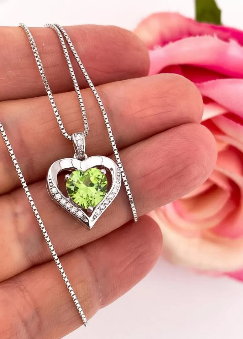 Heart Emerald Diamond Necklace, 18K White Gold Silver Emerald Wedding Pendant, Emerald Pendant for Women, May Birthstone, Emerald Necklace.