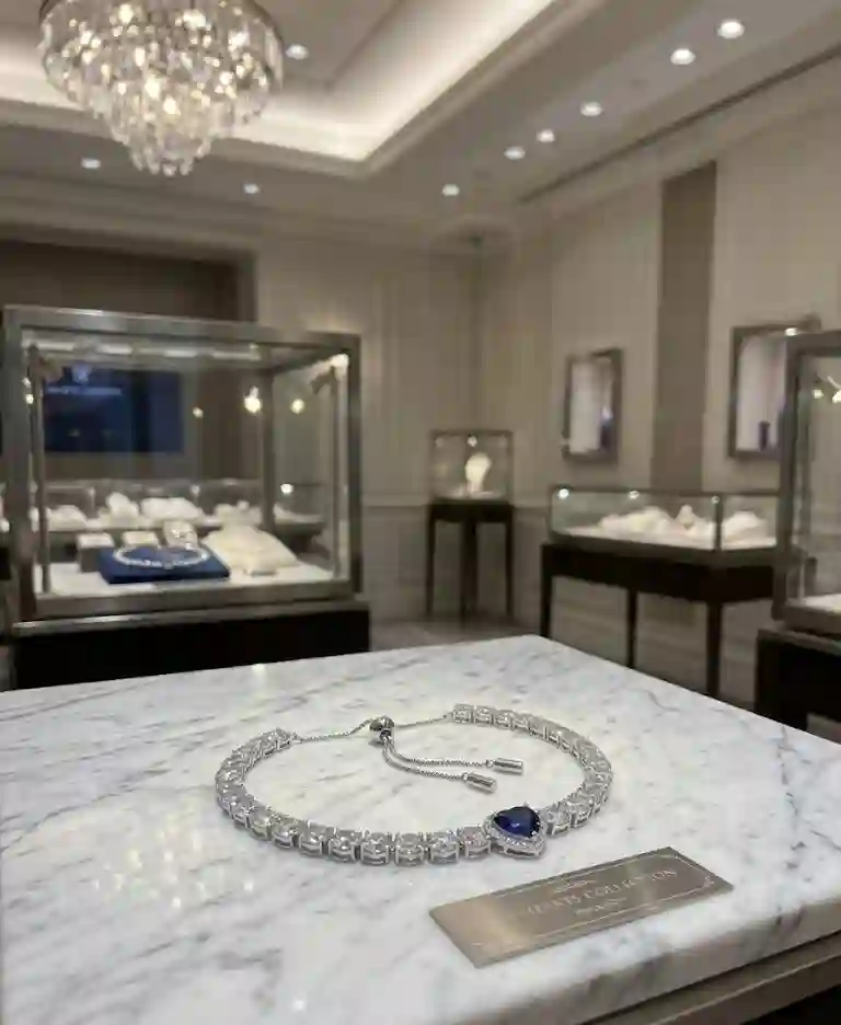 Princess Diana Love Jewelry 3 carat Natural Sapphire jewelry set Pendant Necklace bracelet

1190ud = 899Gbp please press top right hand corner Gbp currency will appear xx