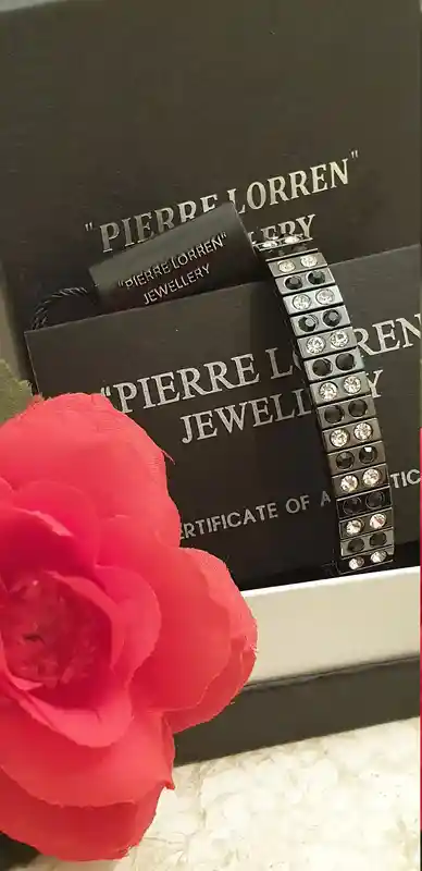 Handmade Bracelet SWAROVSKI Crystal Luxury Jewelry Black ONYX Bracelet Bangle women Gift Glamour Jewelry 4ct DESIGNER Bracelet pierrelorren 