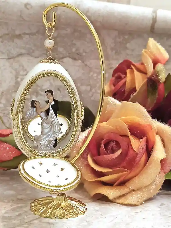 FABERGE style Wedding egg Faberge egg FABERGE Wedding bride and groom White Russian egg style Faberge egg/Vintage Faberge egg wedding gift 