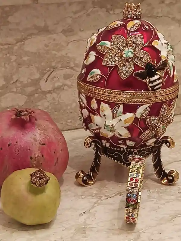 24k Pomegranate Trinket box 10ct Austrian Crystal DIAMOND with bracelet Jewelry gift for her Good LUCK Box Pomegrant Red Faberge Jewelry Box 