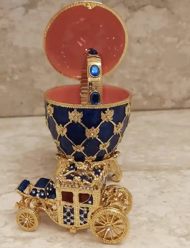Queens Carriage Egg Faberge Ornament Jewelry Box FAbrege 24k GOLD 10ct Austrian Crystal Sapphire Bracelet Faberge Egg Designer pierrelorren 