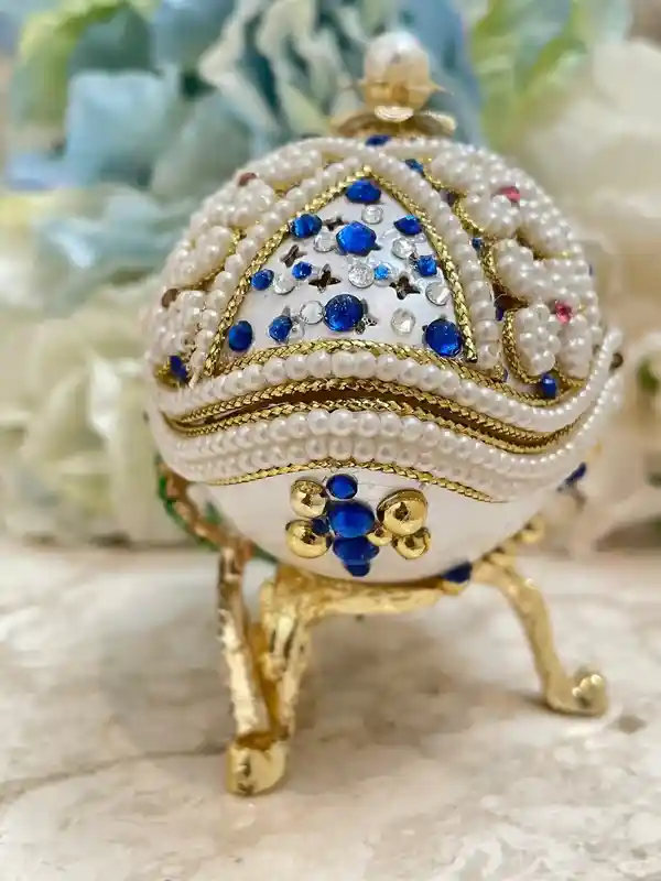 Something Old Blue Vintage 1990 Faberge-Style egg style Music box HANDCARVED NATURAL Egg 24kGOLD Couple Faberge Wedding Ring Box Bridal Shower 