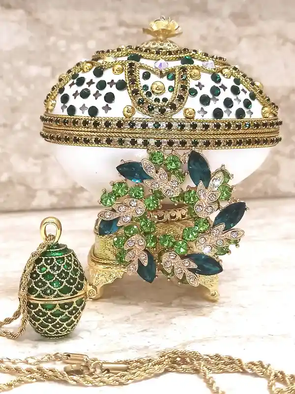 Faberge-Style egg ,Faberge Egg Pendant, Emerald Gold Bracelet, Unique Wedding gift Ideas,Unique Art, Home Decor Ornament,Faberge egg style Jewelry 