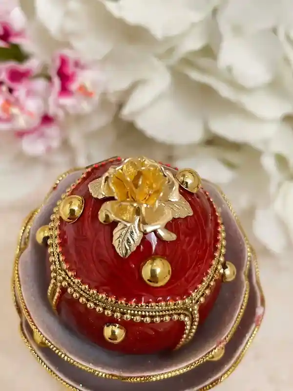 Red Faberge egg style, Limited edition Faberge Eggs Vintage, MUSICAL Rose Jewelry gift box, HANDCARVE NATURAL Real Egg, 24kGold Handmade 