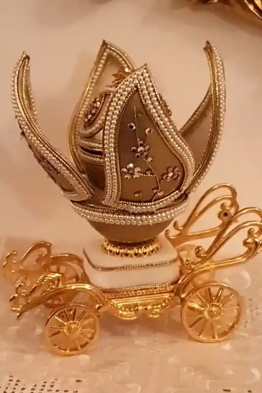Faberge egg style Luxury Wedding Box Bridal shower gift for bride/Faberge Egg Music Box/Egg Jewelry Box/Engagement gift for Sister Wedding 