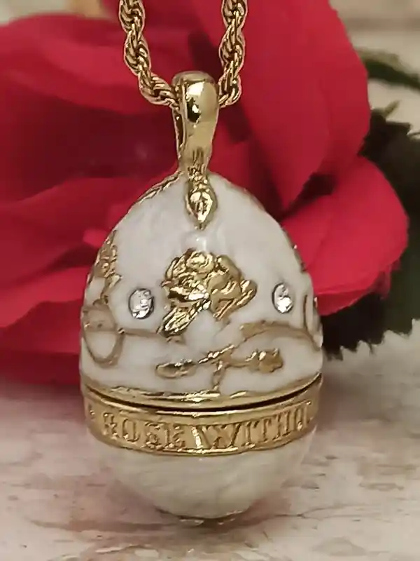 Faberge-Style Egg Green,Faberge-Style Egg style,Luxury Gift box,Faberge Music Box,Jewelry box for women,Daughter Birthday gift,Wife Gift Idea,Faberge 