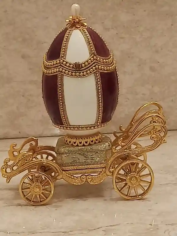 Faberge-Style egg 2001 VINTAGE 24k Musical Faberge Egg style Trinket Natural Egg Ring box Gift Faberge Wedding Proposal Engagement Anniversary 