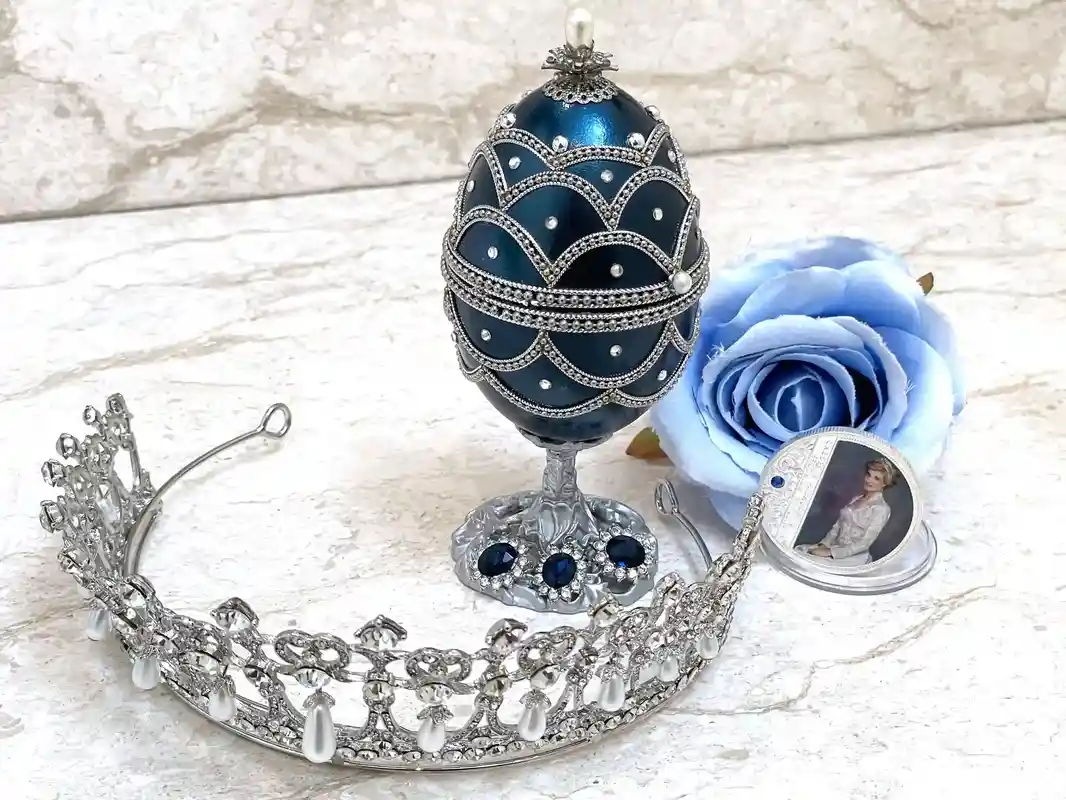 1981 Princess Of Wales Faberge egg Decorative boxes Faberge Egg Jewelry box + Silver Tiara + Princess Diana Spencer Collectible Coin 