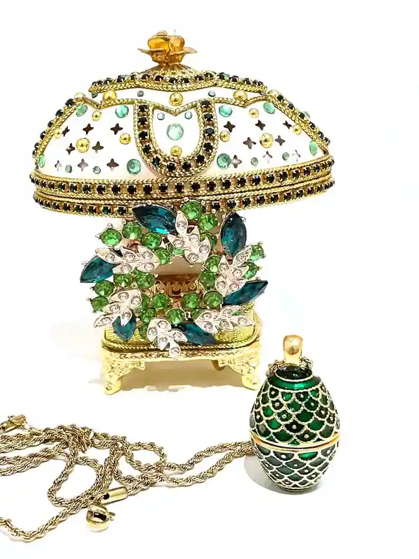ONE OF A KIND - Antique Faberge egg style .Egg + Faberge jewelry - Faberge Egg Music Box - Decorative Faberge Egg - Crown Regal Collection 