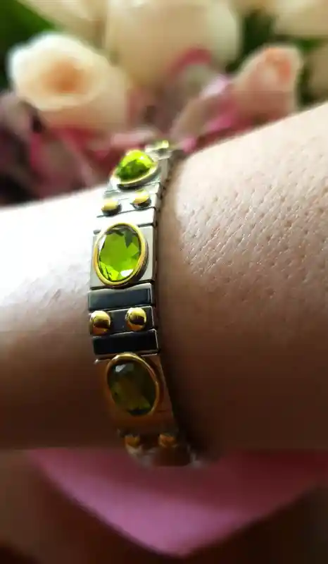 PERIDOT Crystal Bracelet/Green SWAROVSKI Crystal Jewelry/ August Birthstone Bracelet /Peridot Jewelry Crystal Gifts for women/HANDMADE Gifts 