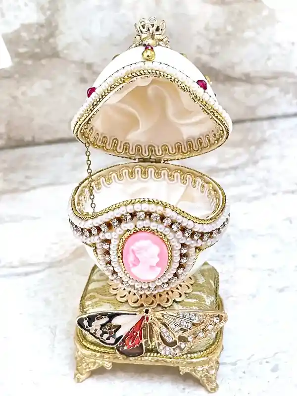 ONE Of a Kind Vintage Faberge-Style Egg Ring Box Faberge egg 25th Birthday Anniversary Gift for her Fabrege egg Christmas gift Faberge Musical egg 