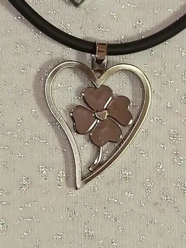 SILVER Clover Pendant Necklace/Four Leaf Clover Necklace/GOOD LUCK Necklace/Clover Charm Necklace/ St Patricks Day Necklace Shamrock Jewelry 