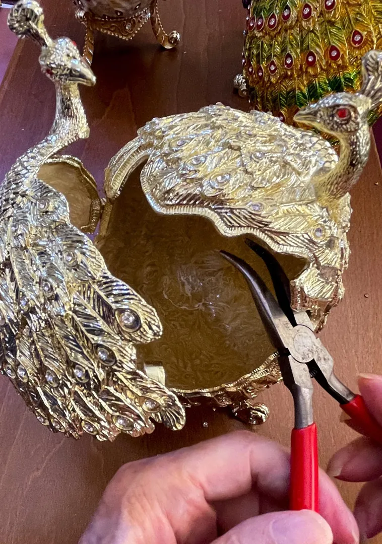 Designer Gold Peacock Trinket Box, Faberge Egg Jewelry Box, Swarovski Handmade Fabergé Egg, Peacock Power Strength Pride Symbolic Gift, Birthday.