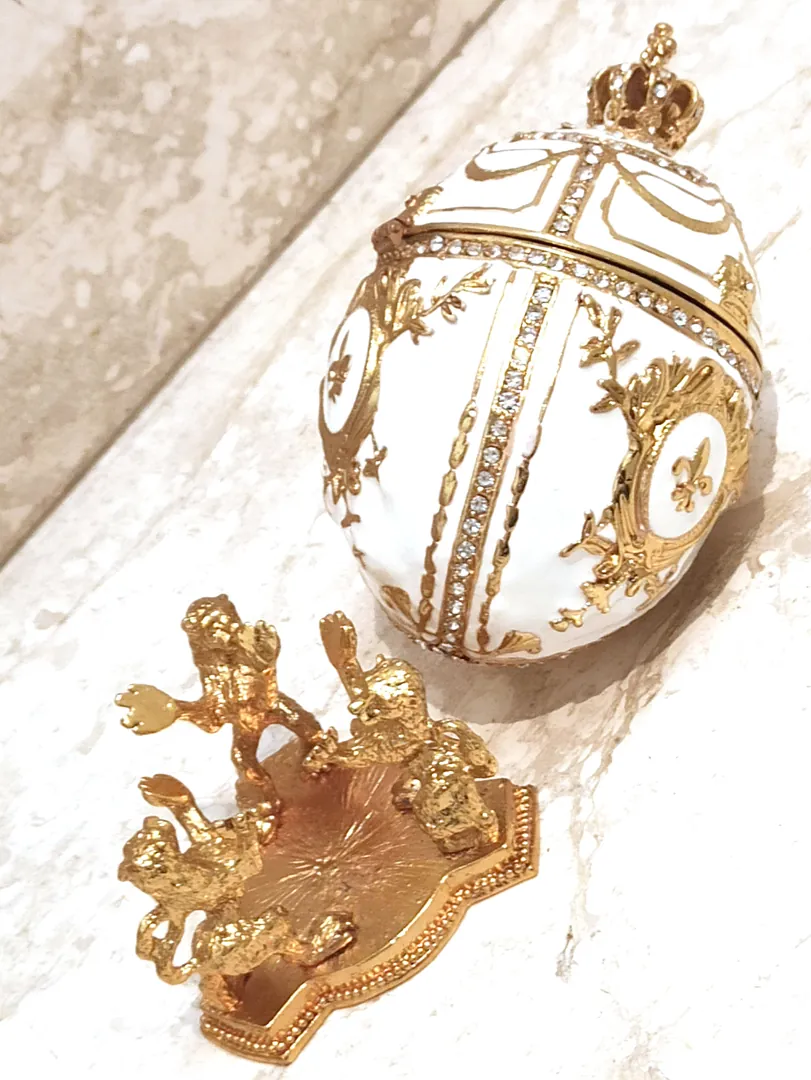 White Faberge egg - Imperial Lion Faberge style egg + Faberge Egg Pendant Necklace - White Gold trinket box - Swarovski Diamond HANDSET 24k