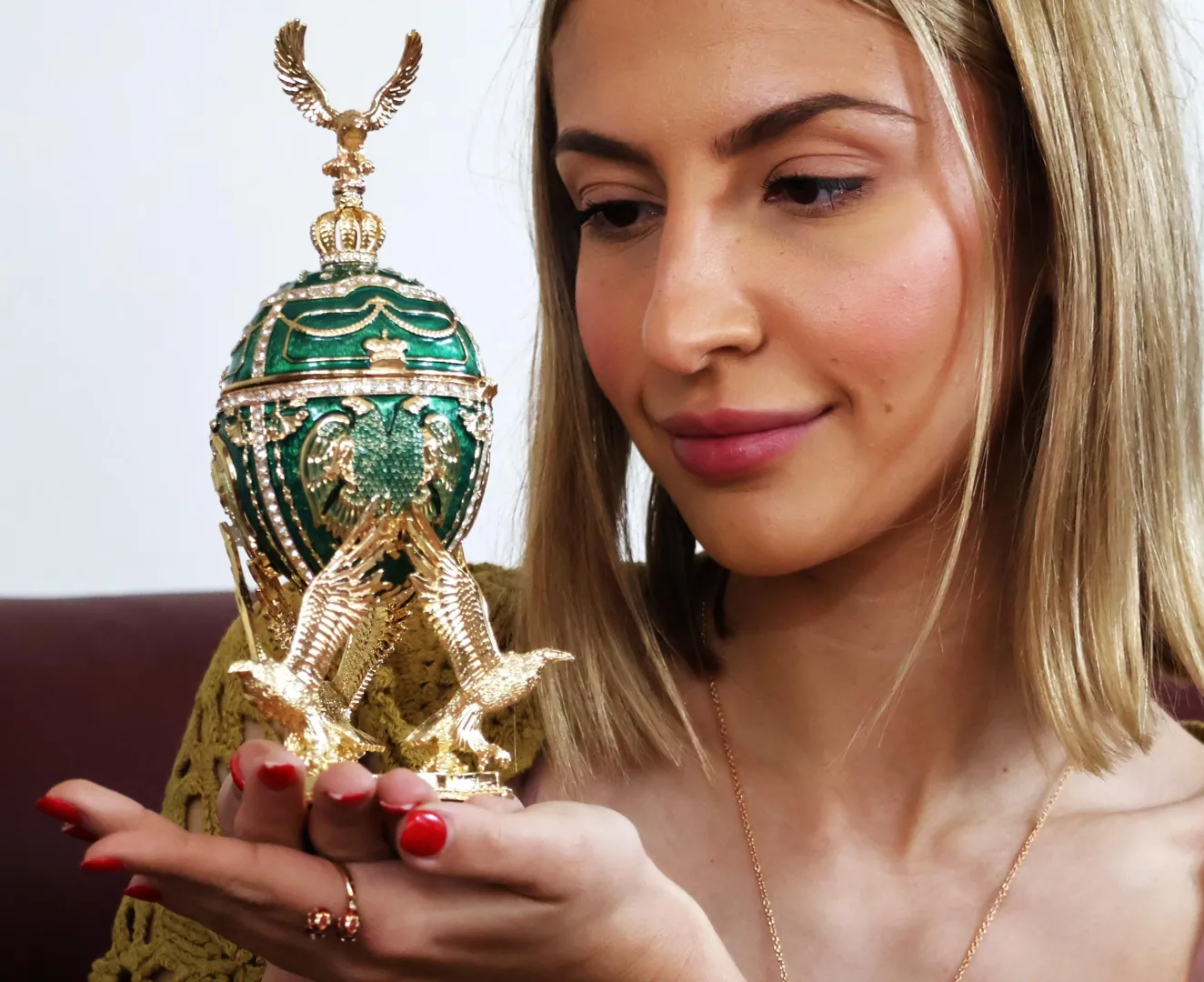 Pierre Lorren Fabergé Egg, Emerald Fabergé Egg, Music Box, Fabergé Trinket Box, Fabergé Pure Gold Decor, Austrian Crystal, Diamond, Wisdom, Christmas.