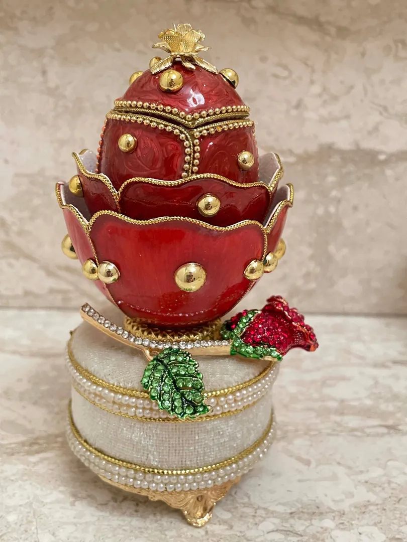 Red Fabergé egg style, Limited edition, Faberge Eggs Vintage, Musical Rose Jewelry gift box, Hand-Carved Natural Real Egg, 24k Gold Handmade.