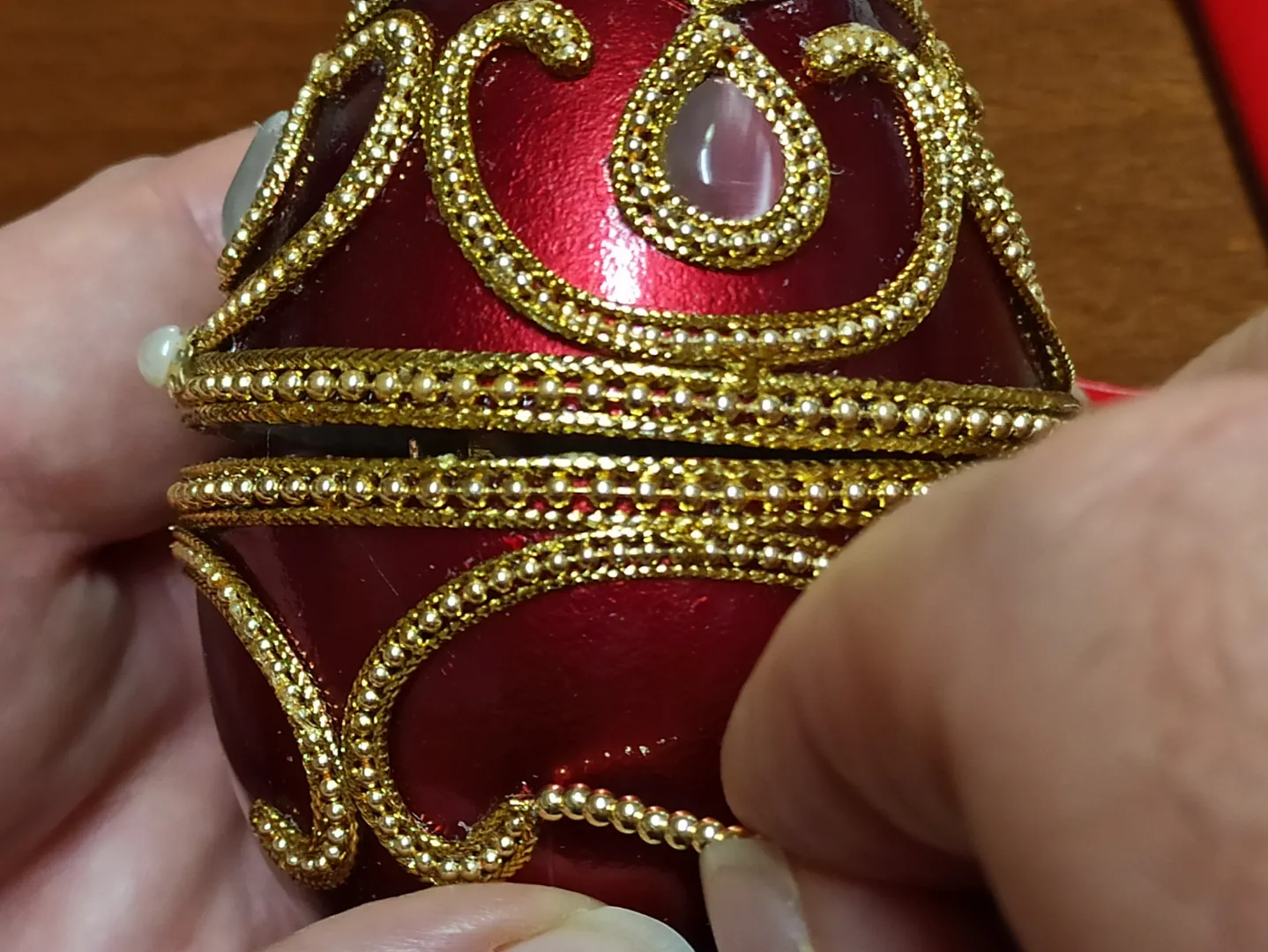 FABERGE Egg Music Box, Unique mom gift, Couples gift, Engagement gift for fiance, Housewarming gift, Unique gift for wife, 1st wedding gift idea