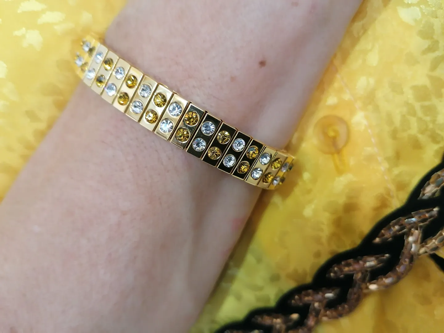 2ct Citrine bracelet, 24k gold, gemstone bracelet, citrine, November birthstone bracelet for women, citrine jewelry, 96 handset gemstones.